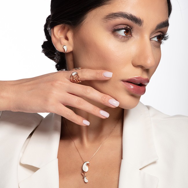 Botteh Collection - Botte Selvi Dalı Altın Kolye (1)